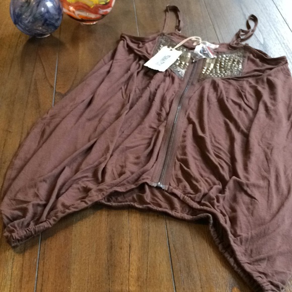 Unique NWT Molio Relio Embellished Tank - Picture 8 of 8